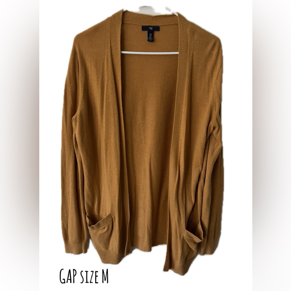 Women's Tan Sweater